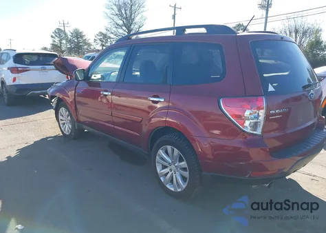 2011 Subaru Forester 2.5X Premium из США, поврежденный, VIN JF2SHADC9BH766083